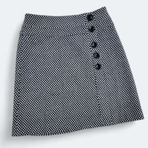 Talbots Black and White Patterned Wool Skirt Size 6 Button Accents